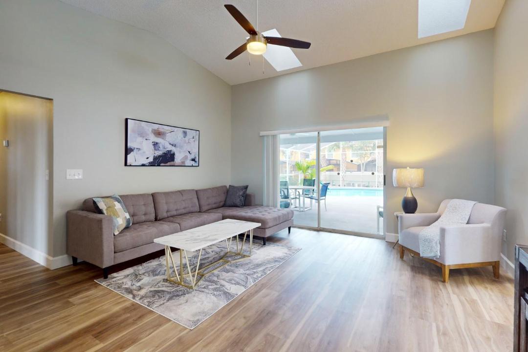 Photo of Livingroom in Lindfields