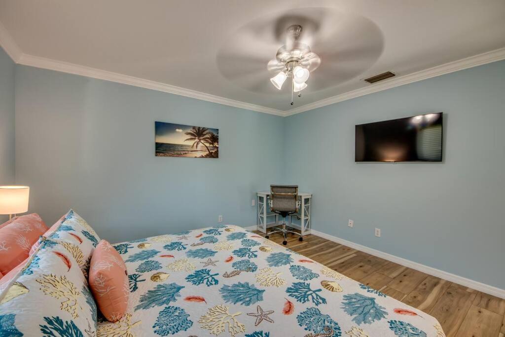 Photo of Bedroom in Pelican