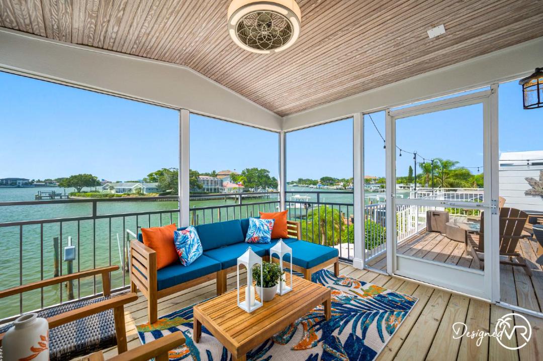 Photo of Patio Balcony in Harbor Hills