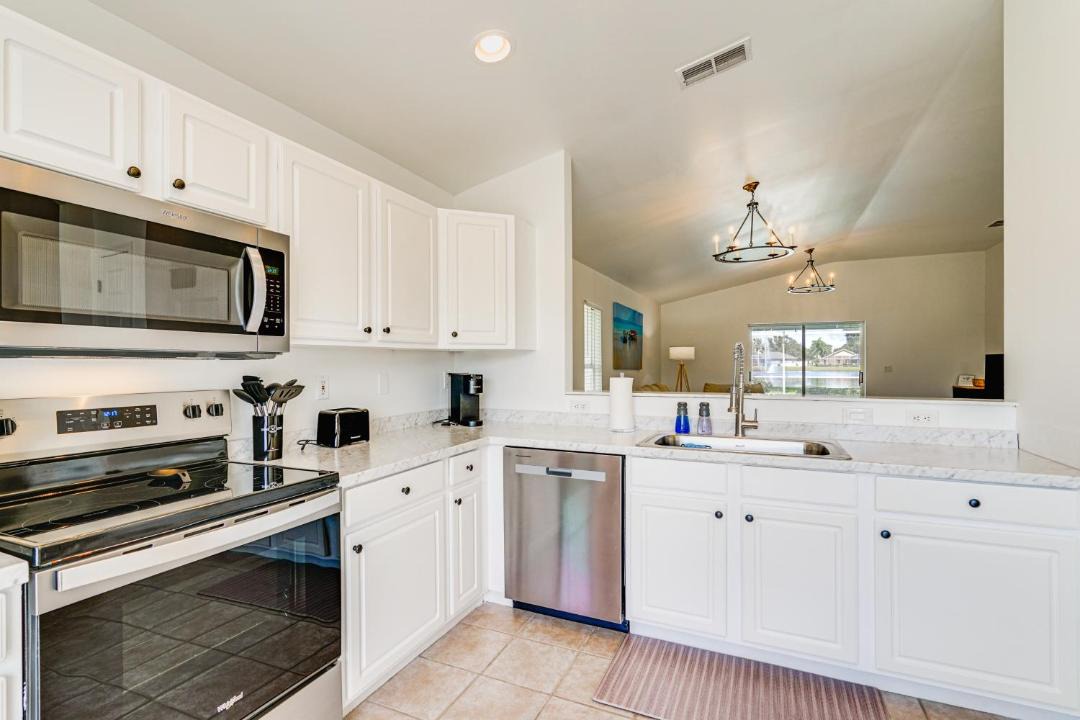 Photo of Kitchen in Beachwalk Isles