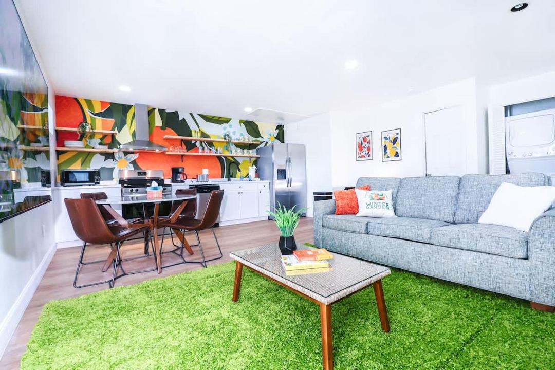 Photo of Livingroom in Winter Garden