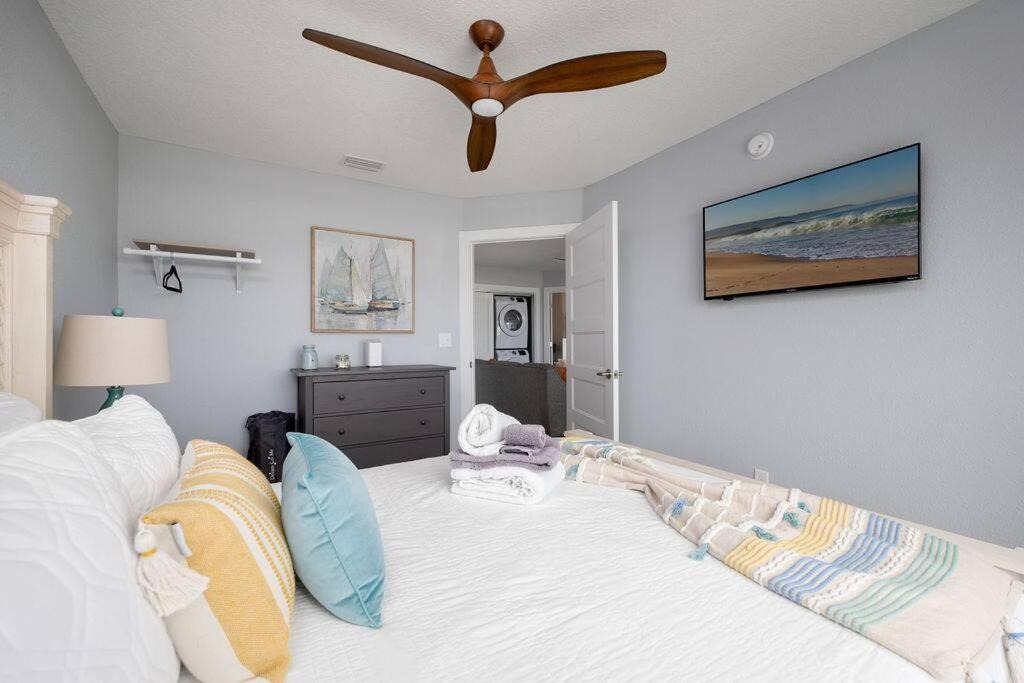 Photo of Bedroom in Jacksonville Beach