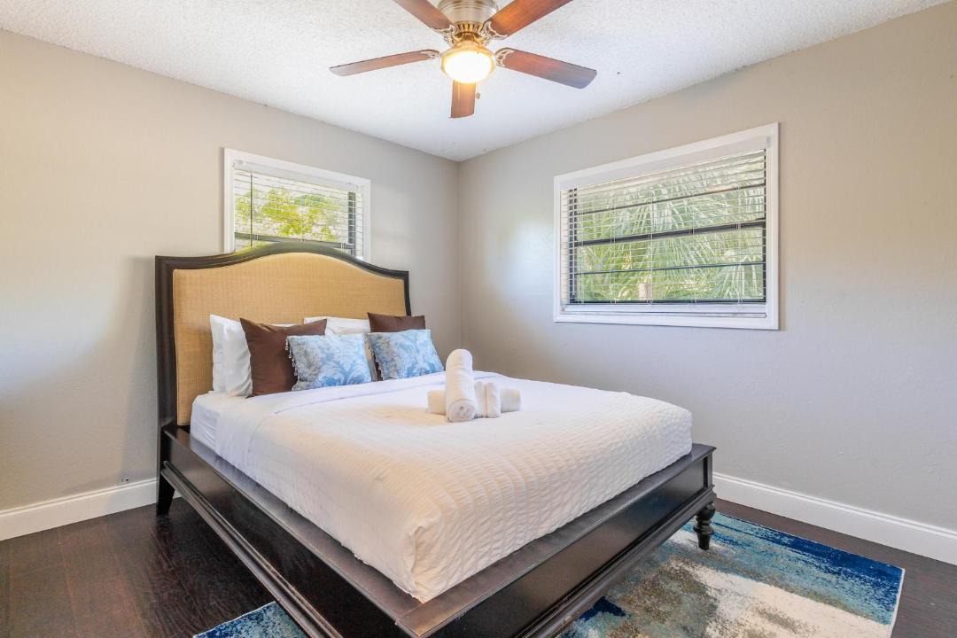 Photo of Bedroom in Largo