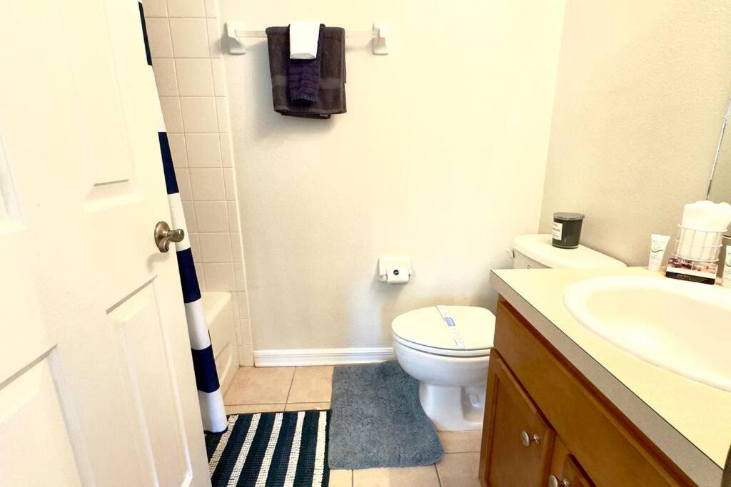 Photo of Bathroom in Port Tampa City
