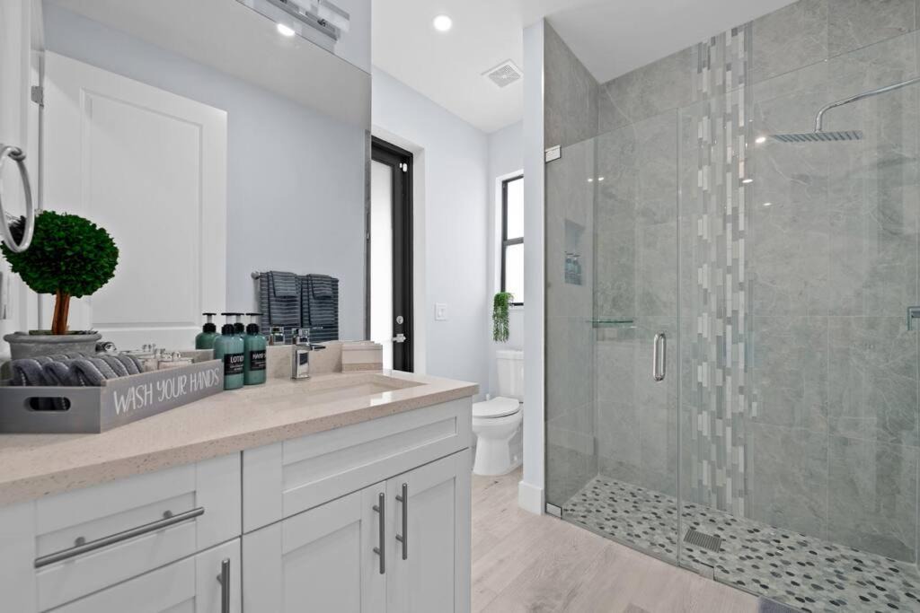 Photo of Bathroom in Mariner