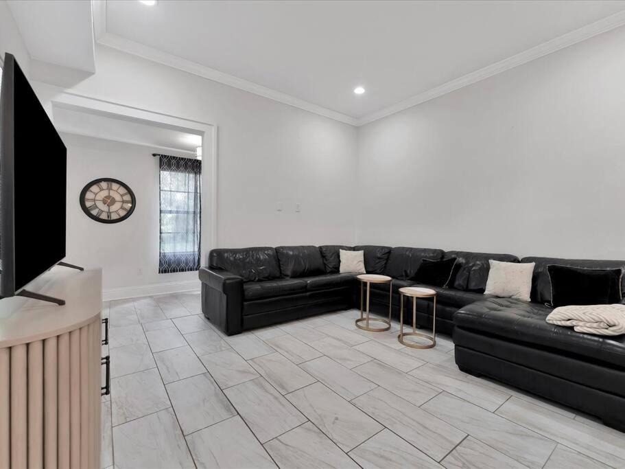 Photo of Livingroom in Tampa Heights