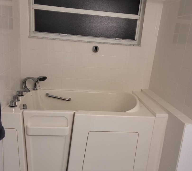 Photo of Bathroom in Eisenhower