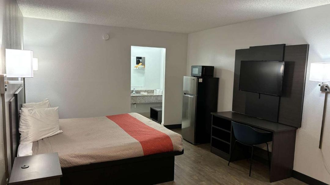 Photo of Bedroom in MacClenny