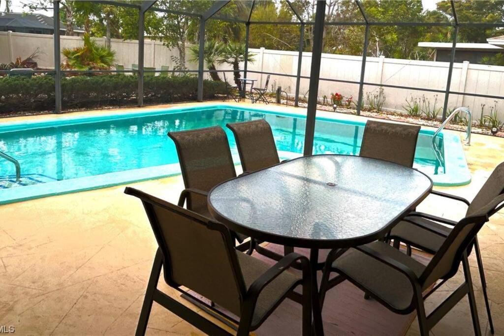 Photo of Patio Balcony in Lochmoor Waterway Estates