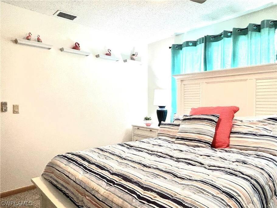 Photo of Bedroom in Lochmoor Waterway Estates
