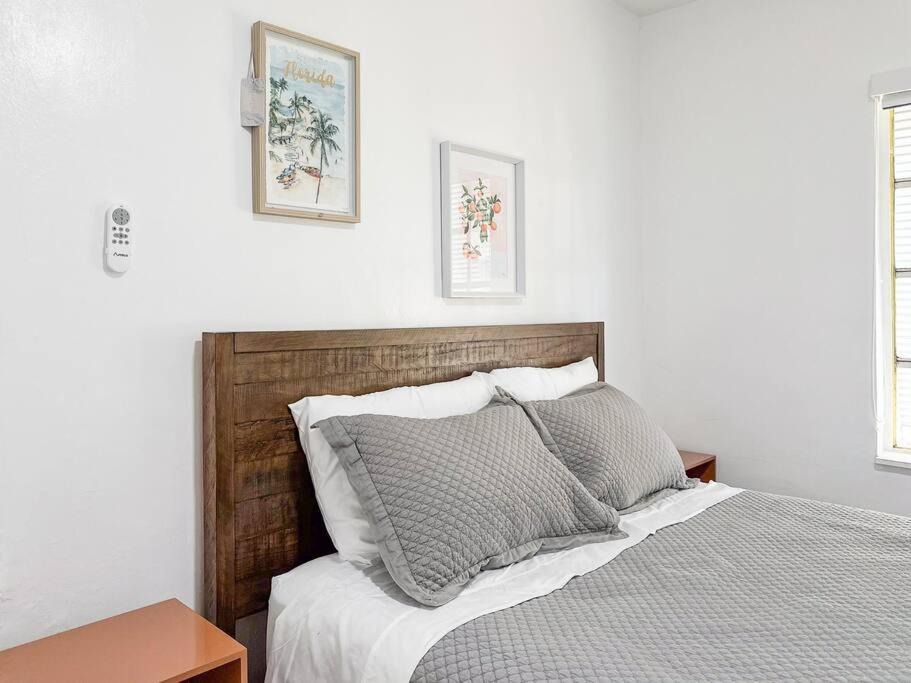 Photo of Bedroom in Miami Springs