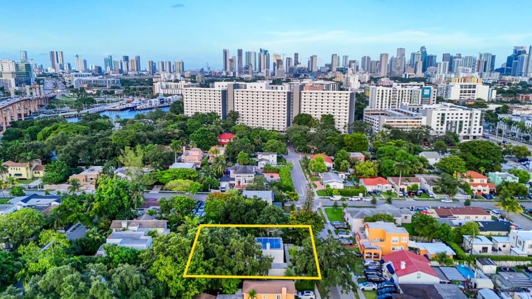 Photo of Buildings in East Little Havana