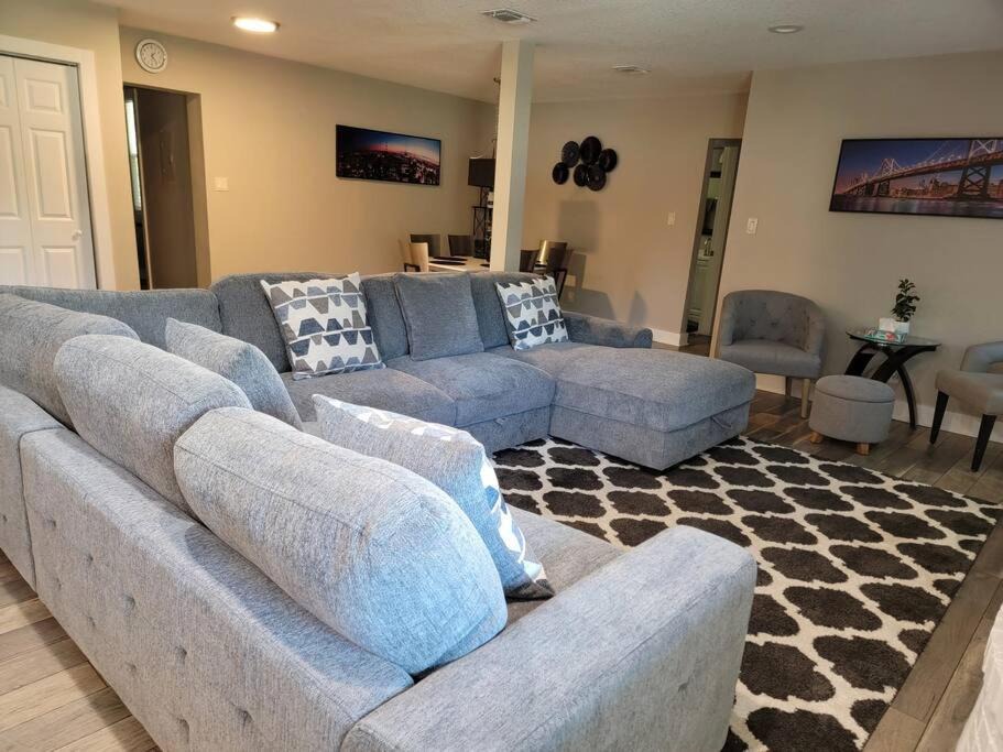 Photo of Livingroom in Northside
