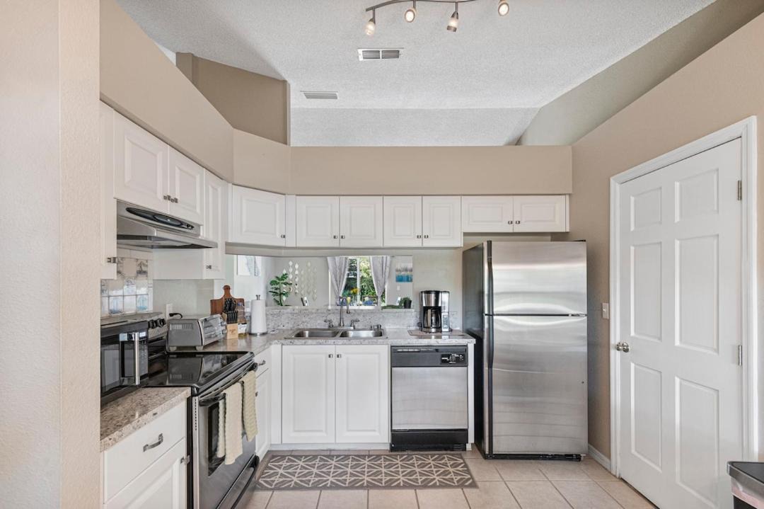 Photo of Kitchen in Winter Haven