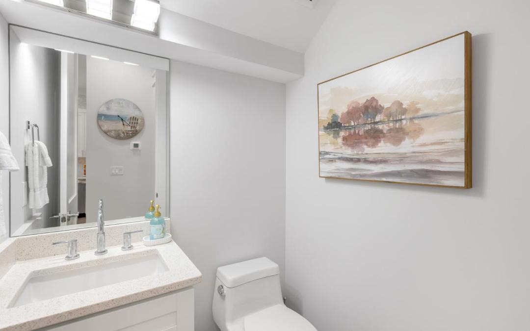 Photo of Bathroom in Treetop