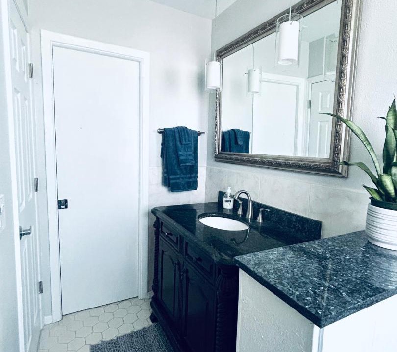 Photo of Bathroom in Venice Gardens