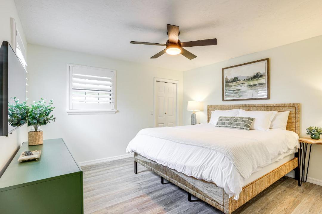Photo of Bedroom in Suwannee