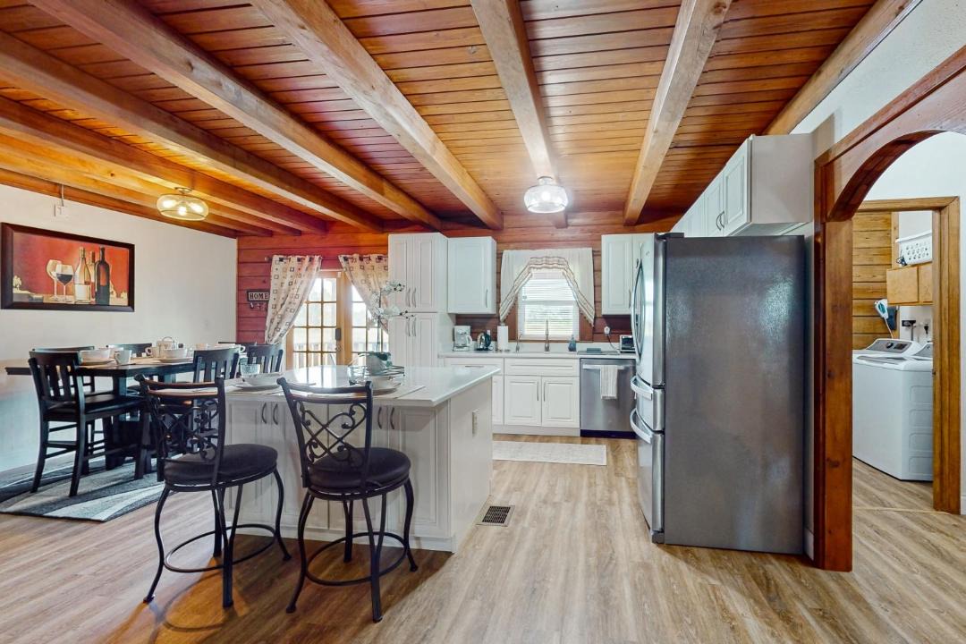 Photo of Kitchen in Groveland