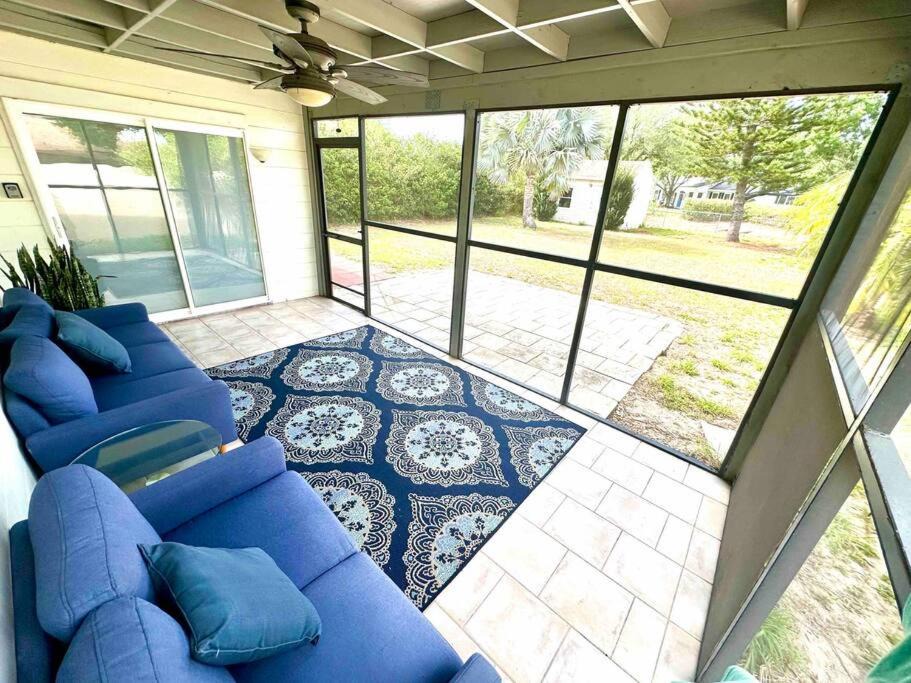 Photo of Patio Balcony in Cypress Gardens