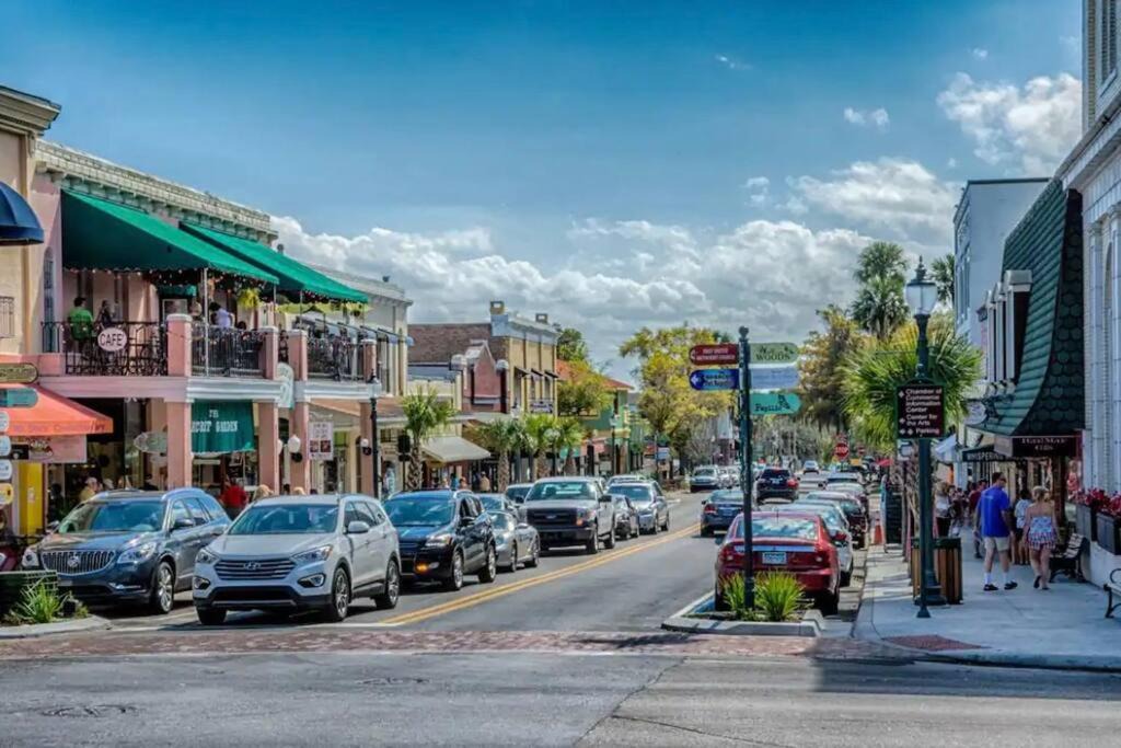 Photo of Buildings in Mount Dora