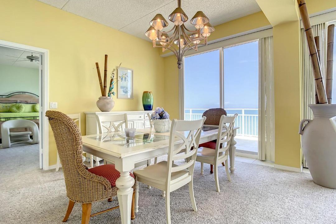 Photo of Livingroom in New Smyrna Beach
