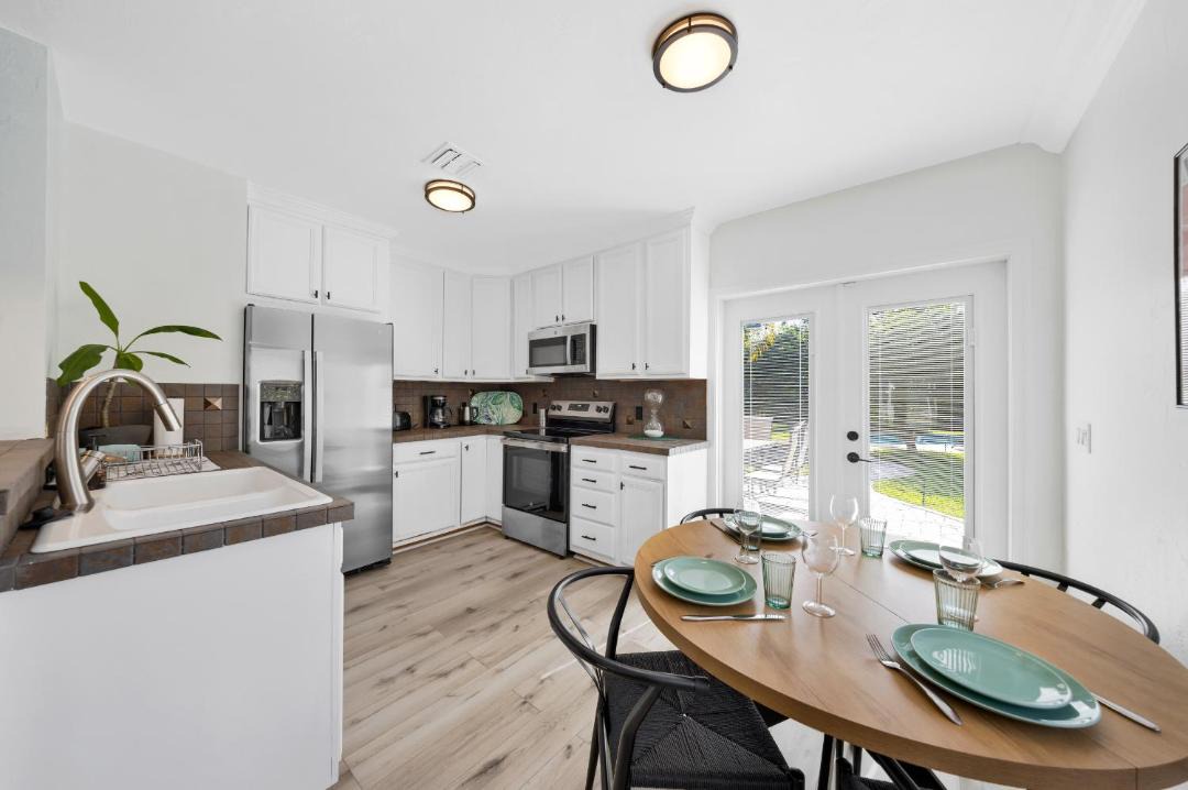 Photo of Livingroom in Poinsettia Heights