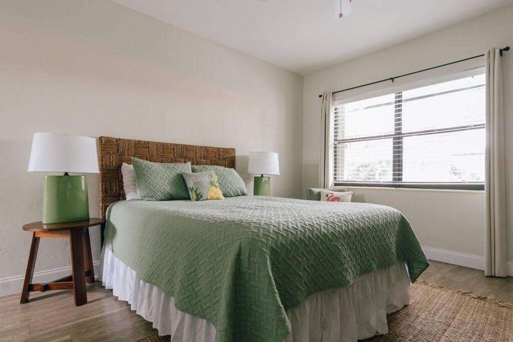 Photo of Bedroom in Pompano Beach
