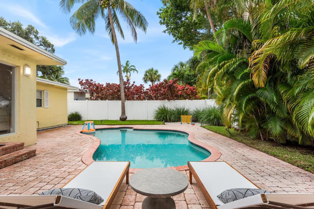 Photo of Outdoor in Garden Isles