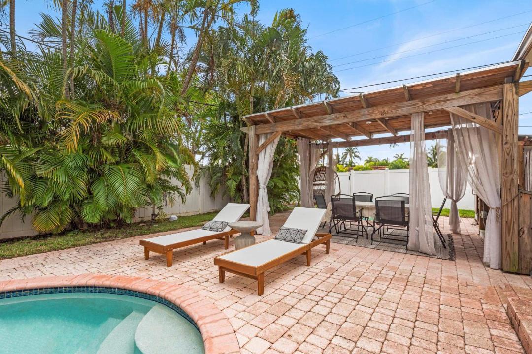 Photo of Outdoor in Garden Isles