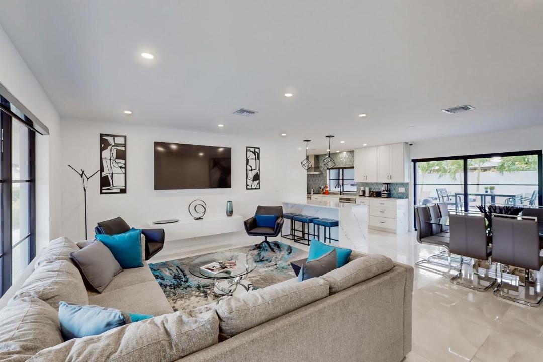 Photo of Others in Coral Ridge Isles