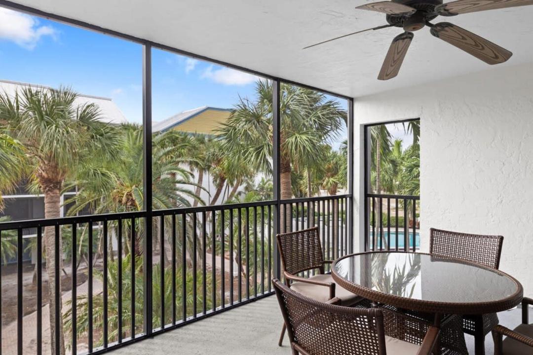 Photo of Others in Captiva