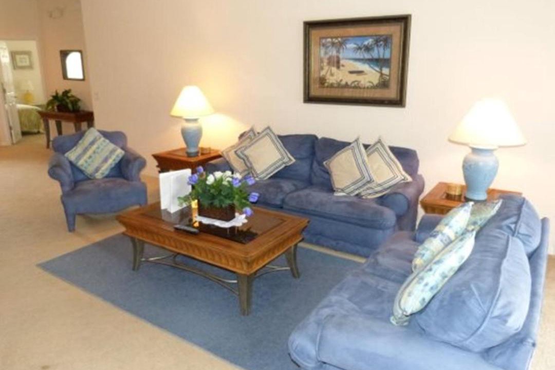 Photo of Livingroom in Four Corners