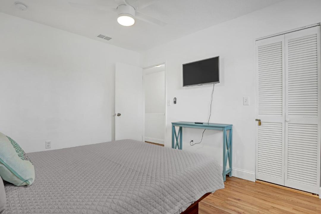 Photo of Bedroom in Cocoa Beach