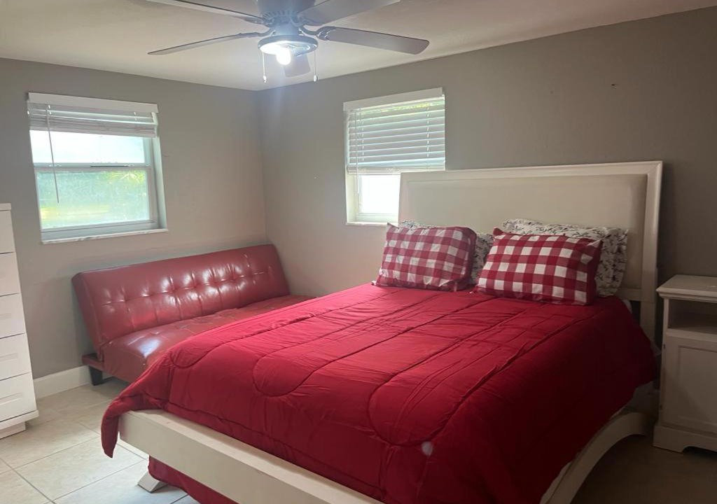 Photo of Bedroom in Wesley Chapel