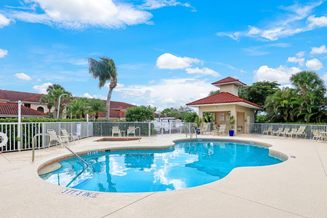 Photo of Outdoor in Naples