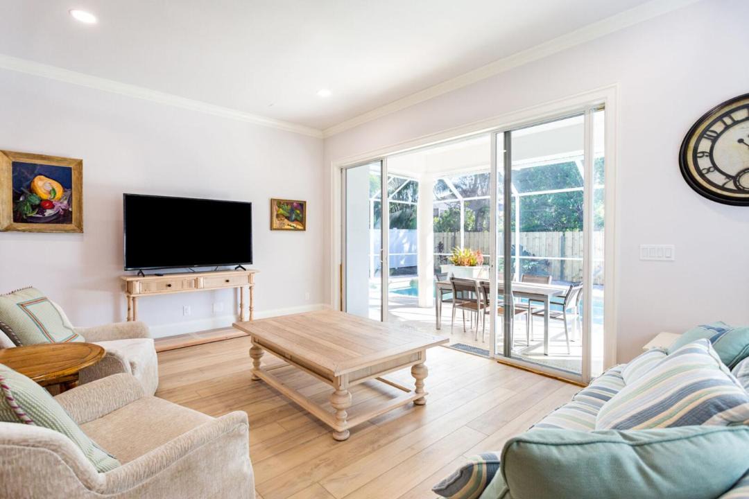 Photo of Livingroom in Naples Park