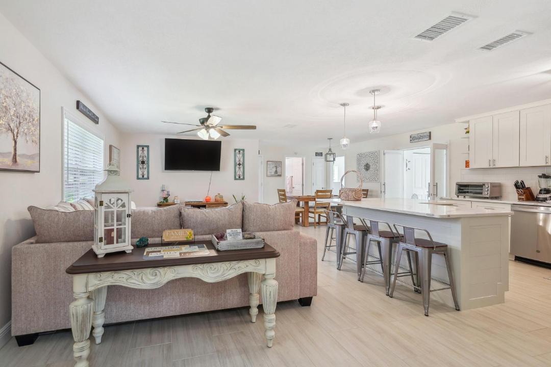 Photo of Livingroom in Lecanto