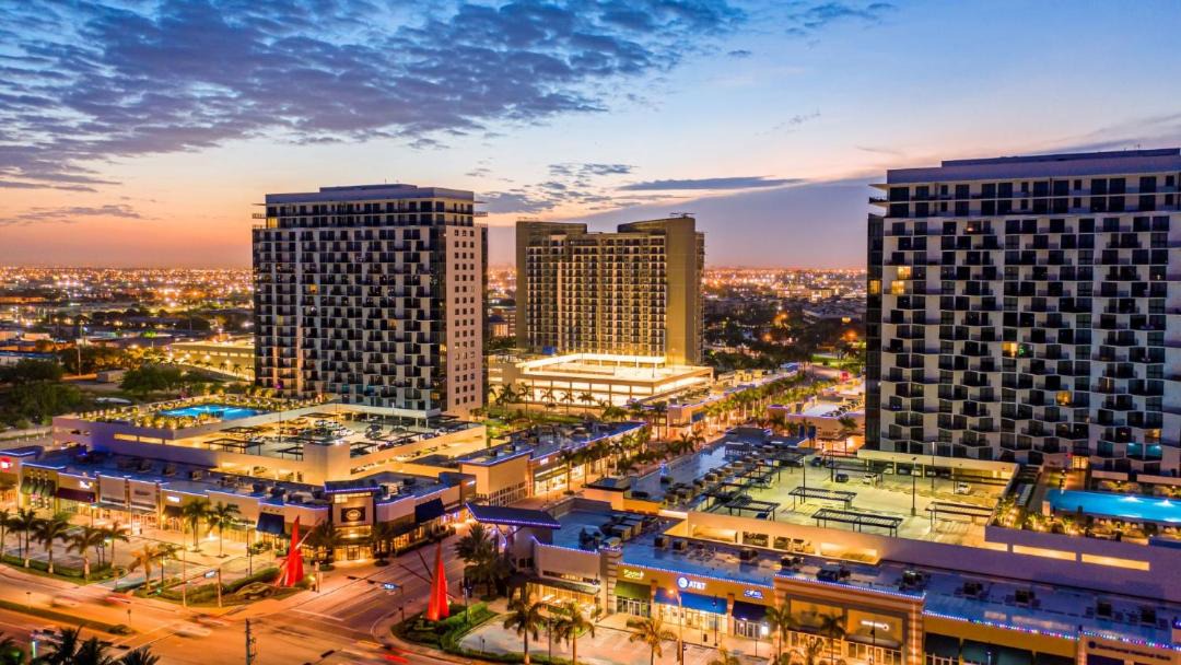 Photo of Buildings in Doral