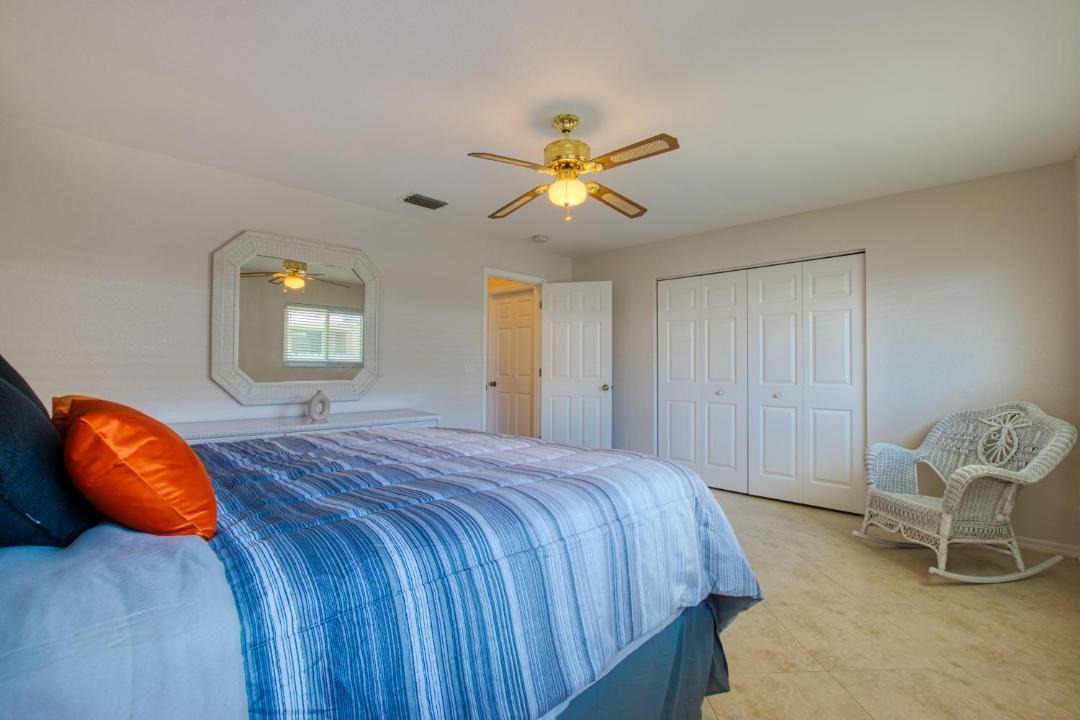 Photo of Bedroom in Pelican
