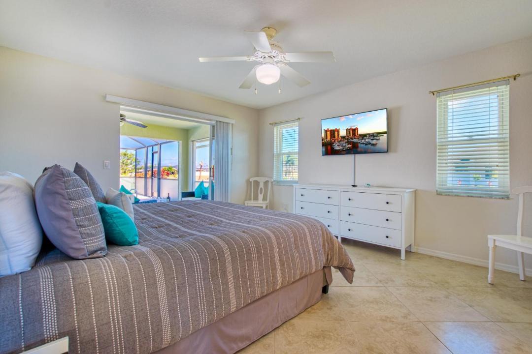 Photo of Bedroom in Pelican