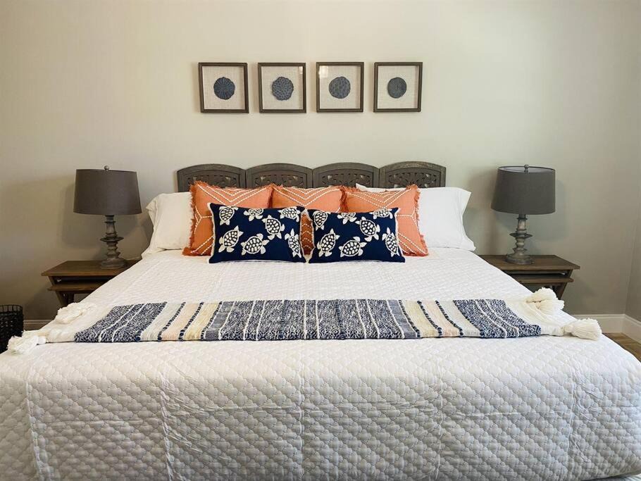 Photo of Bedroom in Baywood Village