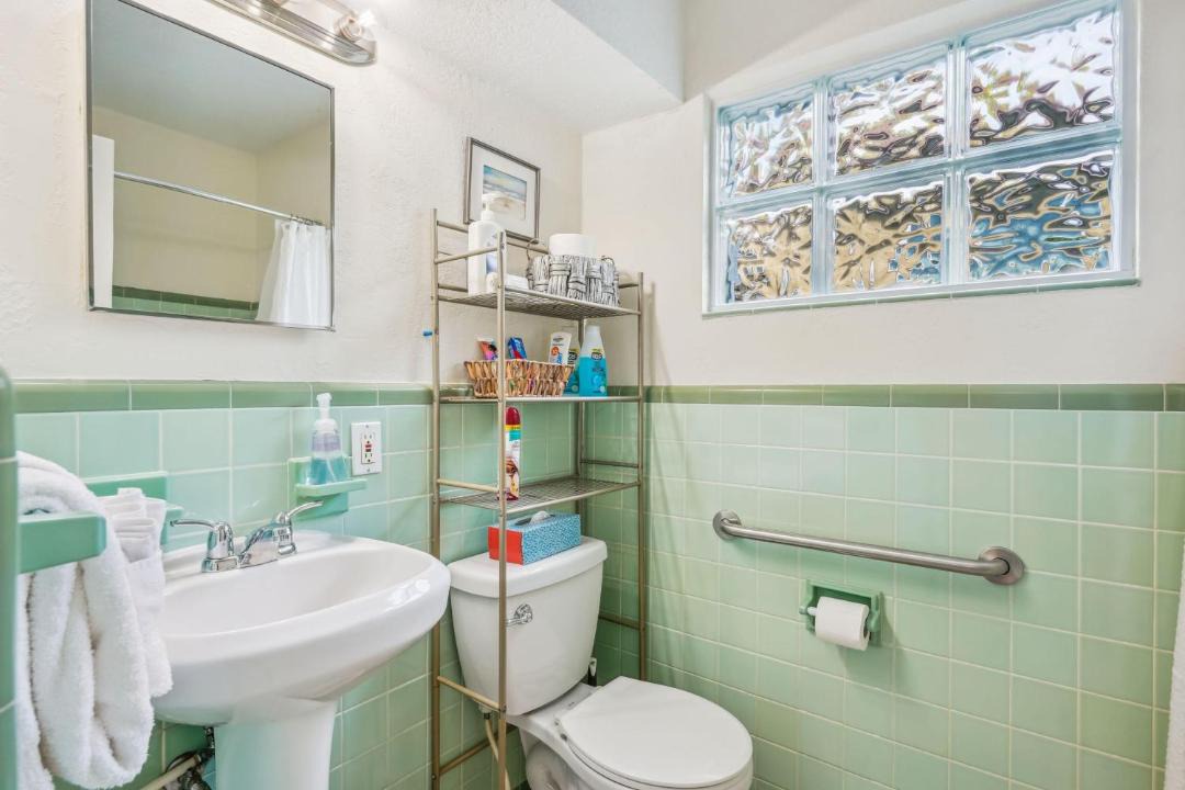 Photo of Bathroom in Gulfport