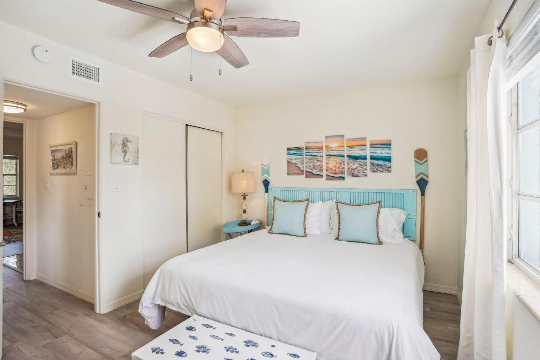 Photo of Bedroom in Gulfport