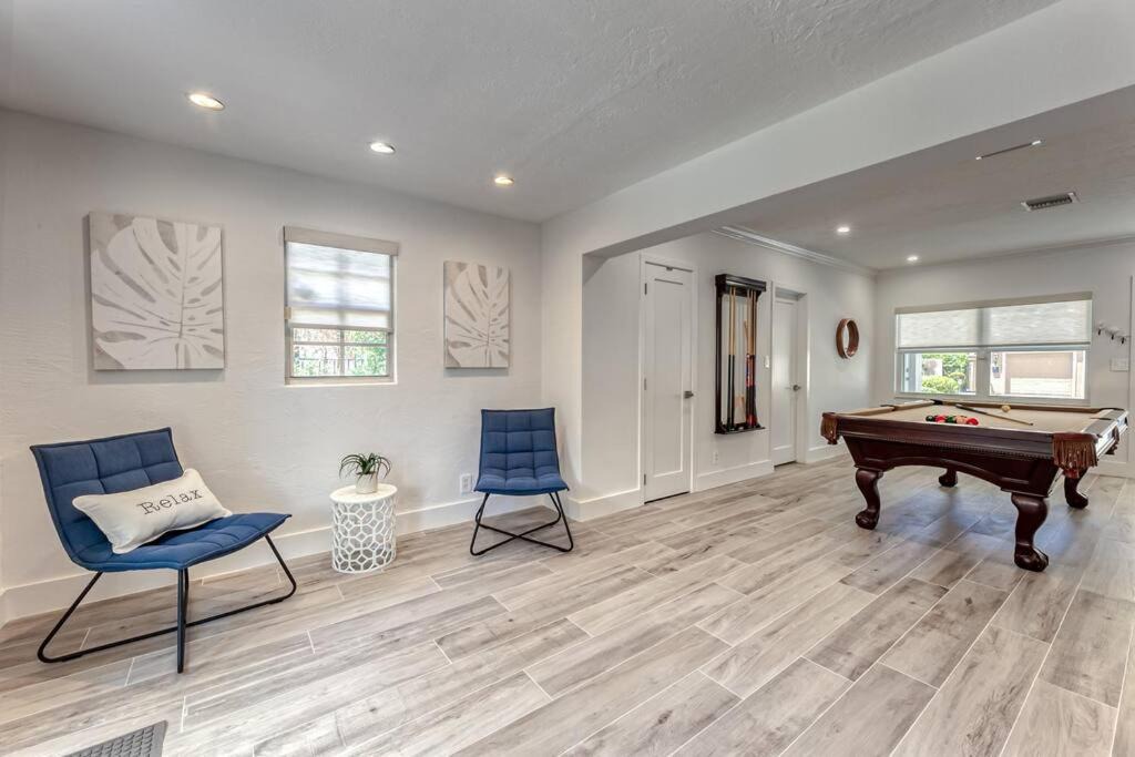 Photo of Livingroom in Victoria Park