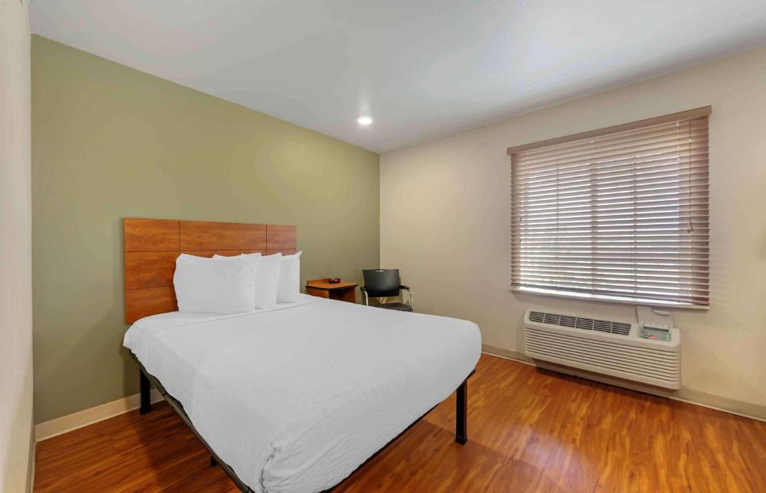 Photo of Bedroom in Davie