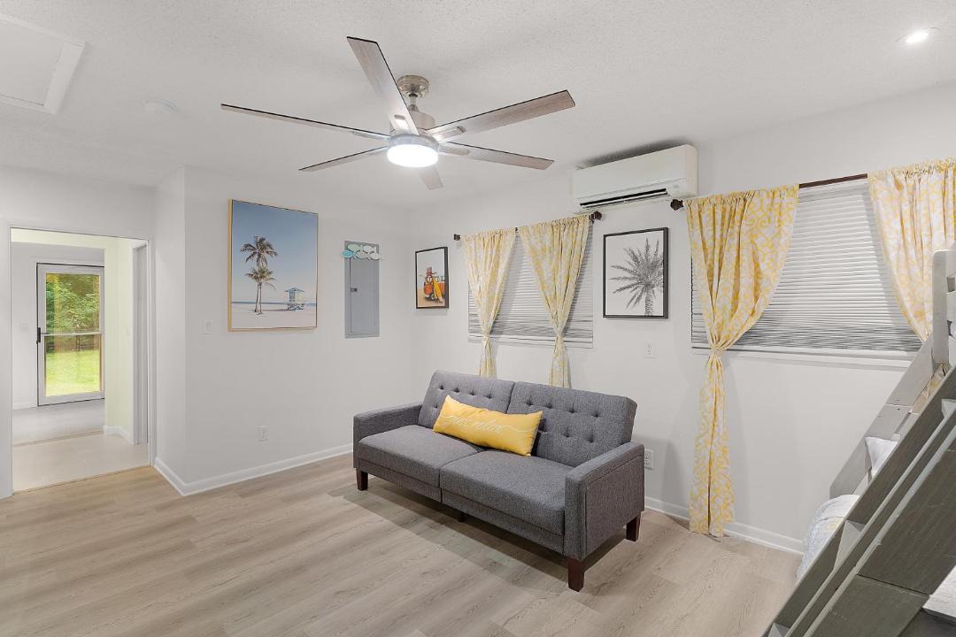 Photo of Livingroom in Belleview