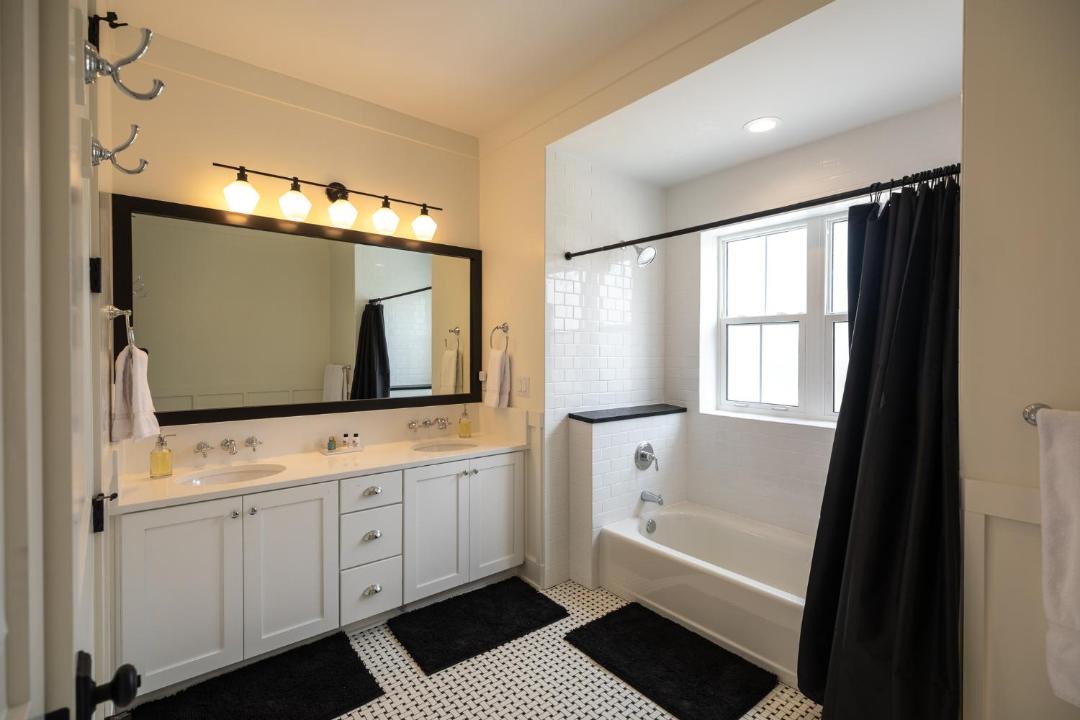 Photo of Bathroom in Lake Alfred