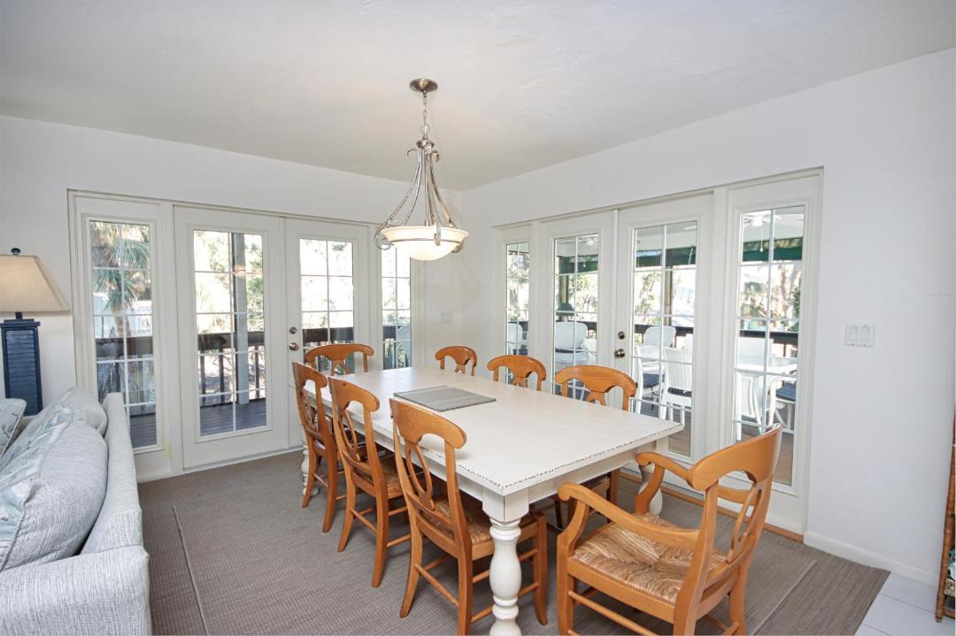 Photo of Livingroom in Captiva
