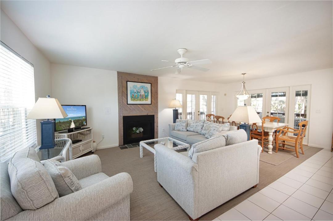 Photo of Livingroom in Captiva