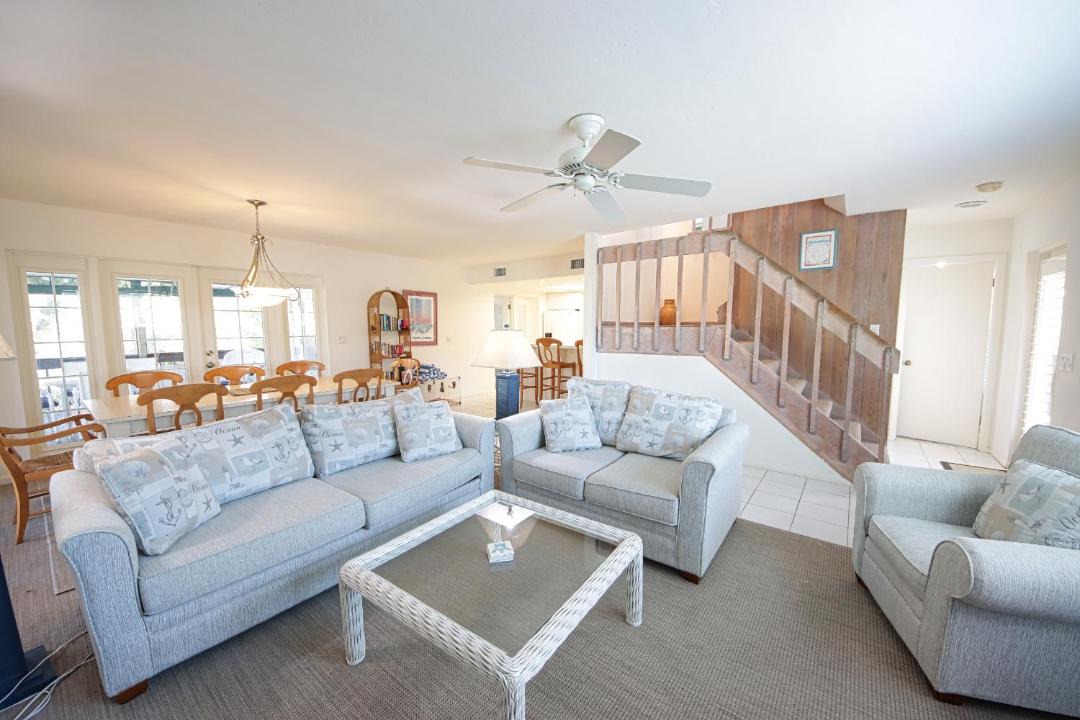 Photo of Livingroom in Captiva